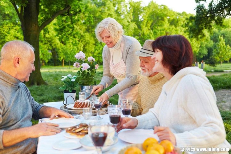 風雨飄搖中的友情