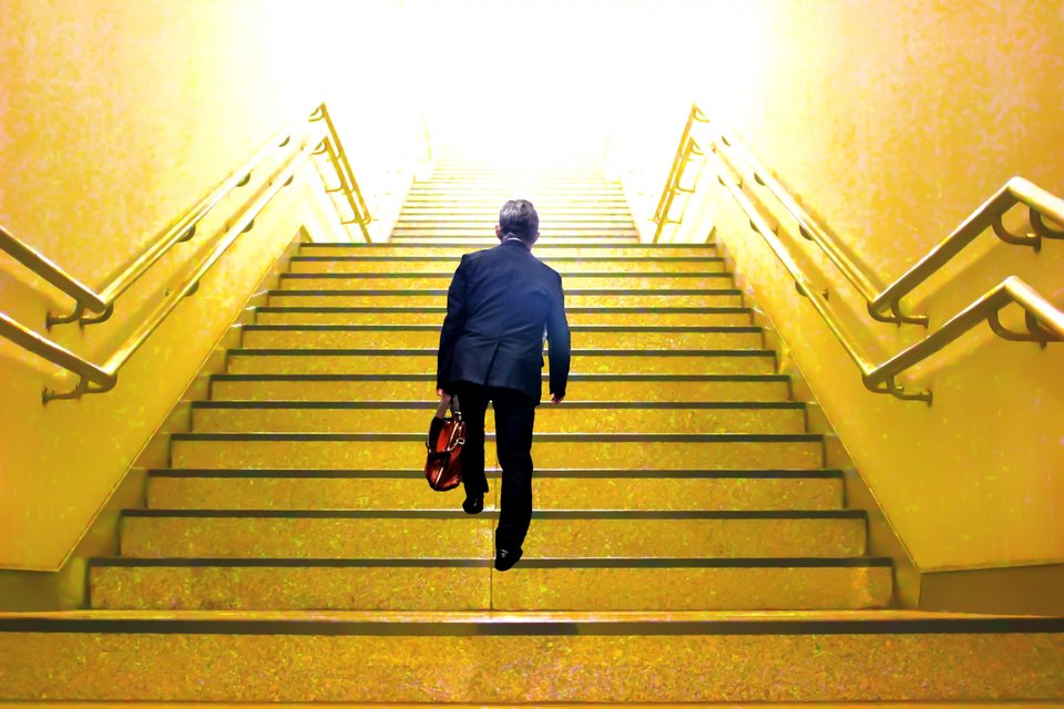 樂齡職場：熟齡專業人士回歸職場的可能